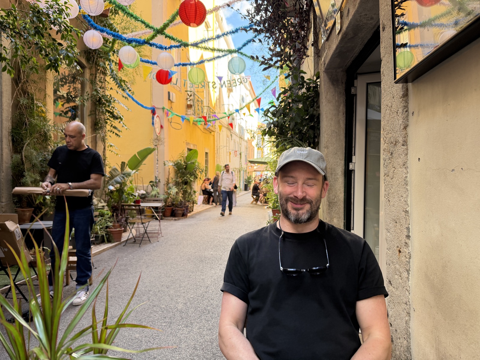 Paddy in the colourful alleyway restaurant in Lisbon